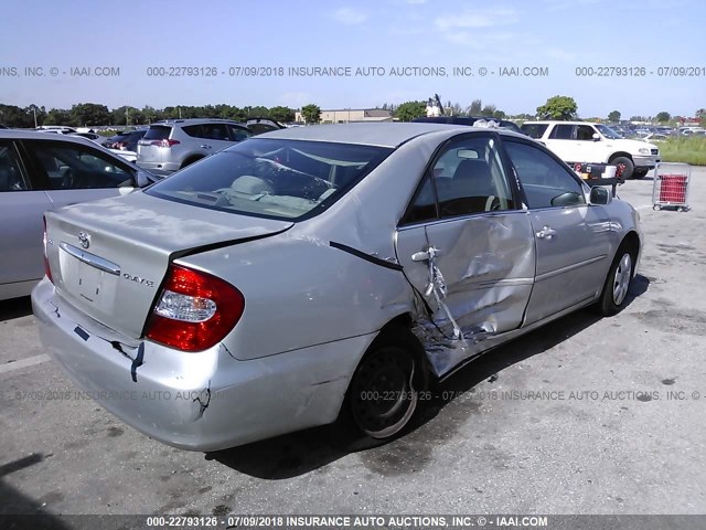 4T1BE32K13U248308 - 2003 TOYOTA CAMRY LE/XLE/SE ვერცხლისფერი ფოტო 4