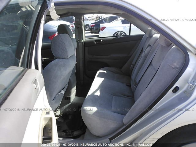 4T1BE32K13U248308 - 2003 TOYOTA CAMRY LE/XLE/SE ვერცხლისფერი ფოტო 8