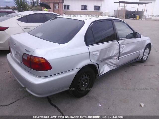 2HGEJ6613YH511071 - 2000 HONDA CIVIC SE SILVER photo 4