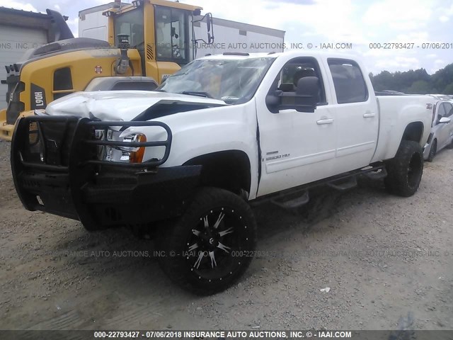 1GTHK63629F110560 - 2009 GMC SIERRA K2500 SLT WHITE photo 2