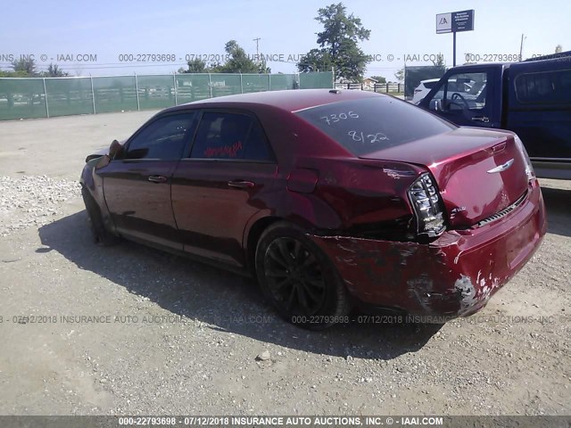 2C3CCAGG2EH337306 - 2014 CHRYSLER 300 S RED photo 3