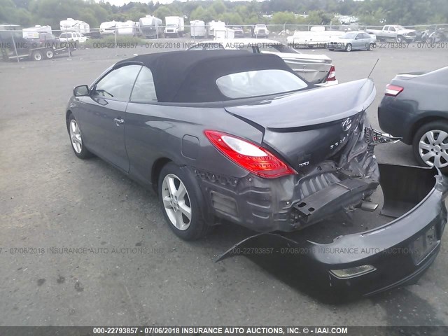 4T1FA38PX8U136856 - 2008 TOYOTA CAMRY SOLARA SE/SLE/SPORT GRAY photo 3