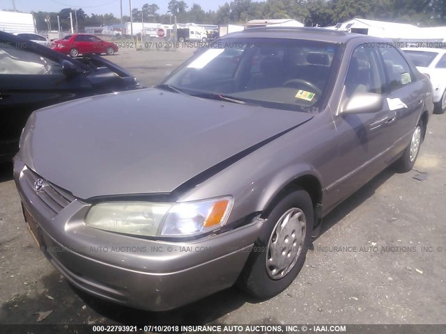 4T1BG22K4XU909548 - 1999 TOYOTA CAMRY CE/LE/XLE 棕色 照片 2