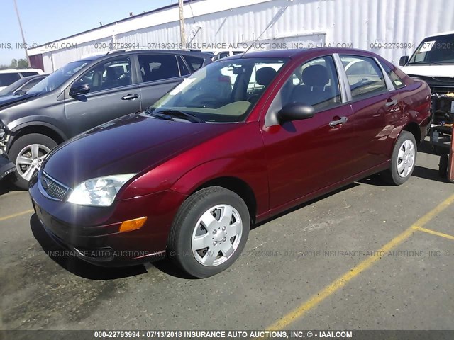 1FAFP34N37W153241 - 2007 FORD FOCUS ZX4/S/SE/SES RED photo 2