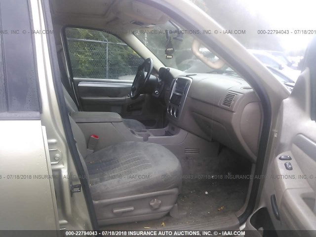 4M2ZU86K73UJ05743 - 2003 MERCURY MOUNTAINEER  TAN photo 5