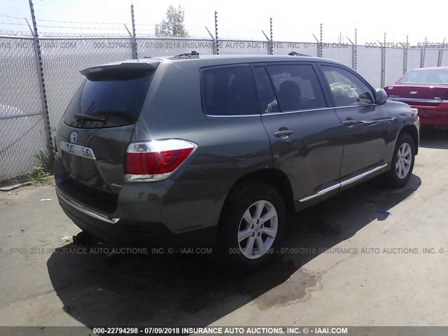 5TDBK3EH0CS140313 - 2012 TOYOTA HIGHLANDER SE GRAY photo 4