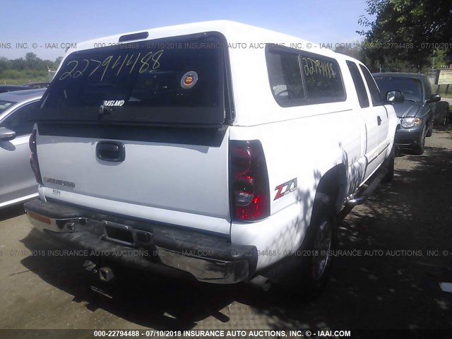 1GCEK19B87E181310 - 2007 CHEVROLET SILVERADO K1500 CLASSIC WHITE photo 4