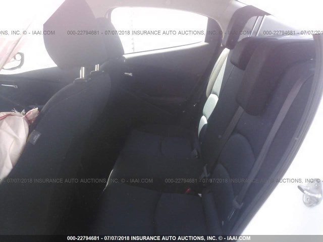 3MYDLBZV4GY104317 - 2016 TOYOTA SCION IA WHITE photo 8