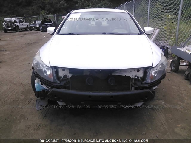 1HGCP2F4XAA113711 - 2010 HONDA ACCORD LXP WHITE photo 6