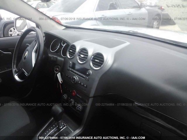 3GNAL2EK6ES530062 - 2014 CHEVROLET CAPTIVA LS 银色 照片 5