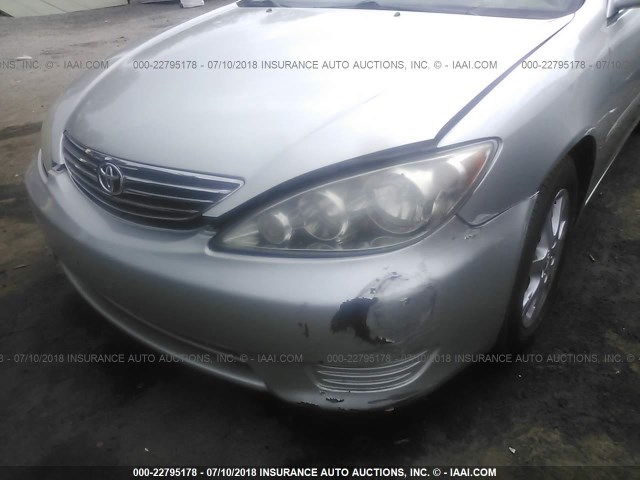 JTDBF32K050166792 - 2005 TOYOTA CAMRY LE/XLE/SE Gümüş foto 6