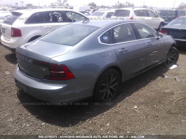 YV1102AK9H1007979 - 2017 VOLVO S90 T5/MOMENTUM GRAY photo 4