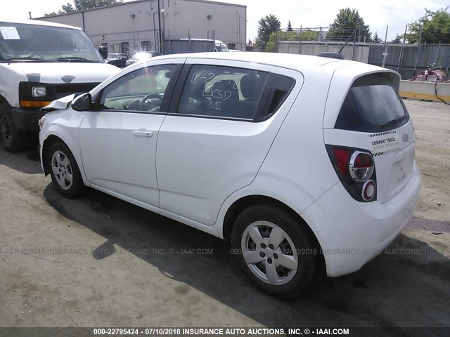 1G1JA6SH2F4197562 - 2015 CHEVROLET SONIC LS 白色 照片 3