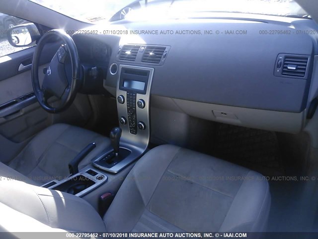 YV1MS390X92463632 - 2009 VOLVO S40 2.4I GRAY photo 5