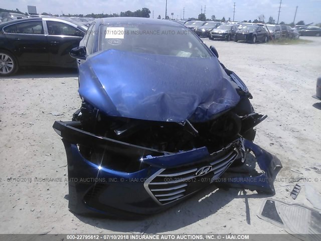 5NPD84LF8HH026264 - 2017 HYUNDAI ELANTRA SE/VALUE/LIMITED BLUE photo 6