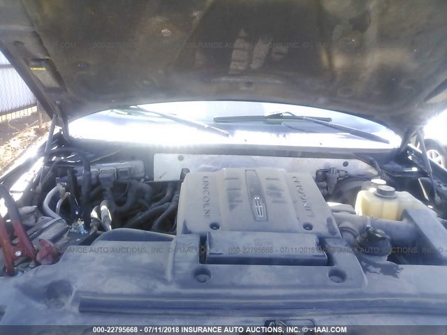 5LMFU28518LJ03375 - 2008 LINCOLN NAVIGATOR შავი ფოტო 10