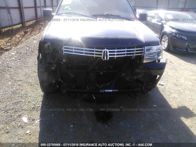 5LMFU28518LJ03375 - 2008 LINCOLN NAVIGATOR შავი ფოტო 6