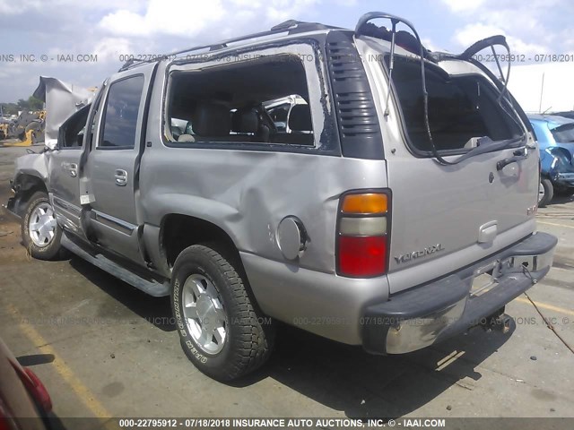 3GKFK16Z25G215905 - 2005 GMC YUKON XL K1500 SILVER photo 3