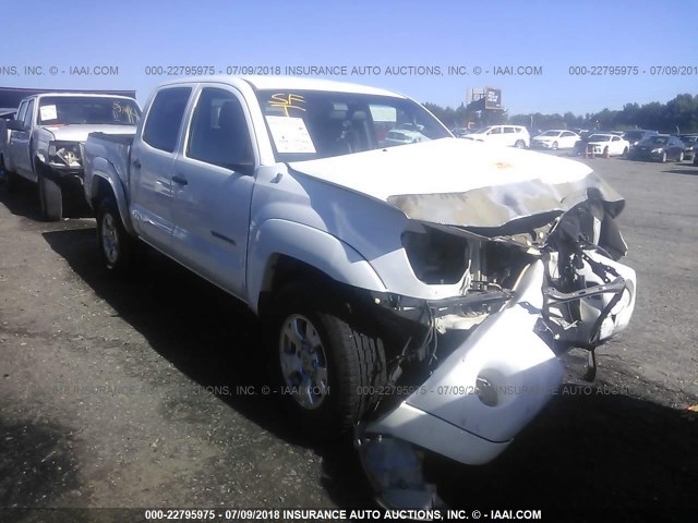 3TMJU62N87M030598 - 2007 TOYOTA TACOMA DOUBLE CAB PRERUNNER WHITE photo 1