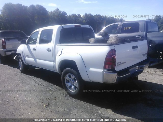 3TMJU62N87M030598 - 2007 TOYOTA TACOMA DOUBLE CAB PRERUNNER WHITE photo 3