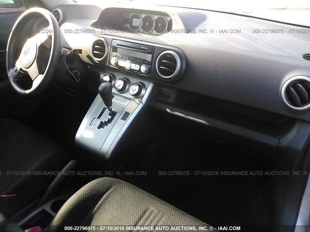 JTLKE50E891078153 - 2009 TOYOTA SCION XB Gümüş foto 5