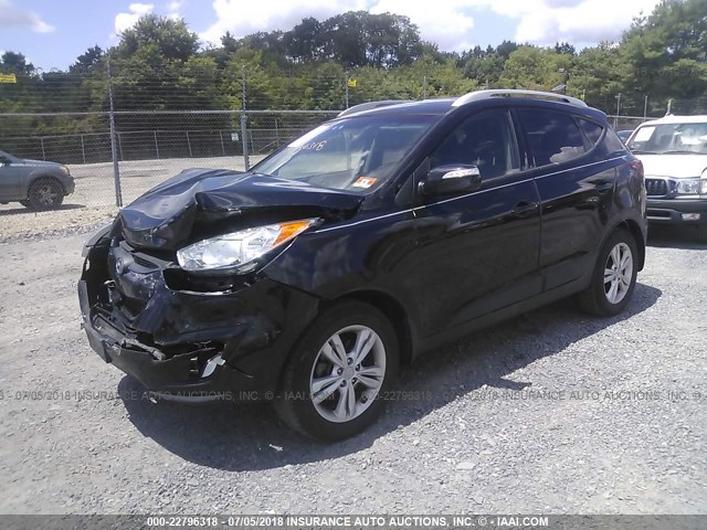 KM8JU3AC9DU741499 - 2013 HYUNDAI TUCSON GLS/LIMITED შავი ფოტო 2