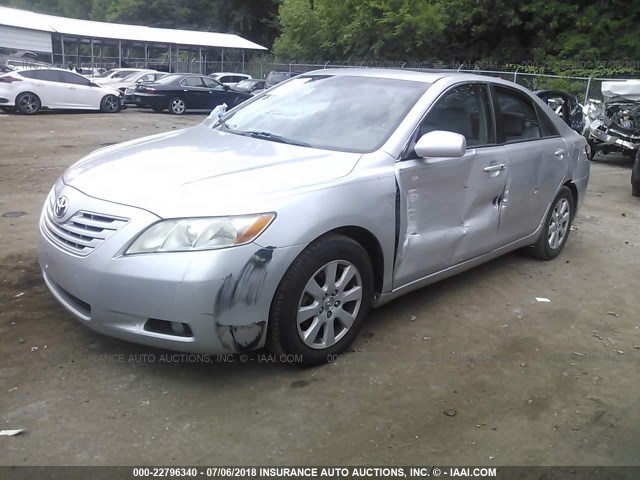 4T1BK46K68U069374 - 2008 TOYOTA CAMRY LE/XLE/SE ვერცხლისფერი ფოტო 2