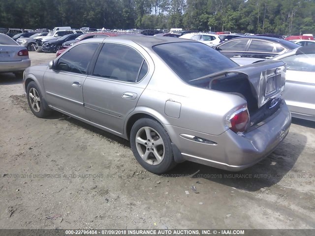 JN1CA31D7YT765099 - 2000 NISSAN MAXIMA GLE/GXE/SE BEIGE photo 3