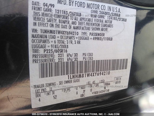 1LNHM81W4XY694210 - 1999 LINCOLN TOWN CAR EXECUTIVE BLUE photo 9