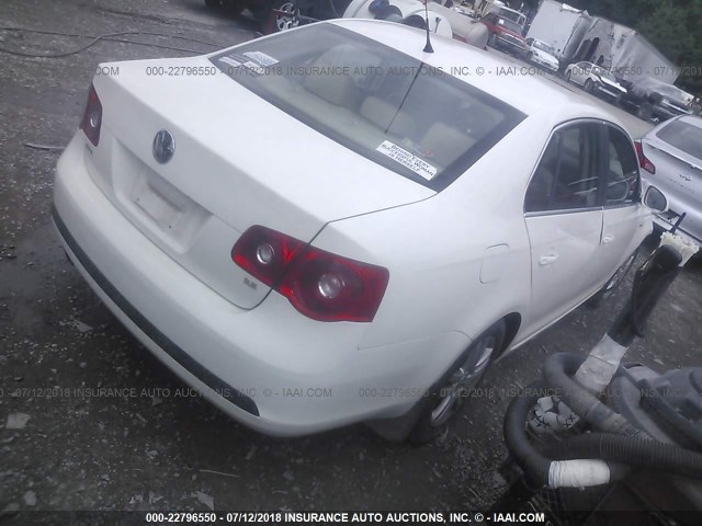 3VWEF71K47M202616 - 2007 VOLKSWAGEN JETTA WOLFSBURG 白色 照片 4