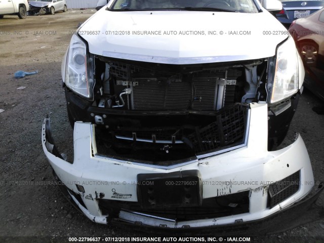 3GYFNCE37DS593056 - 2013 CADILLAC SRX LUXURY COLLECTION WHITE photo 6