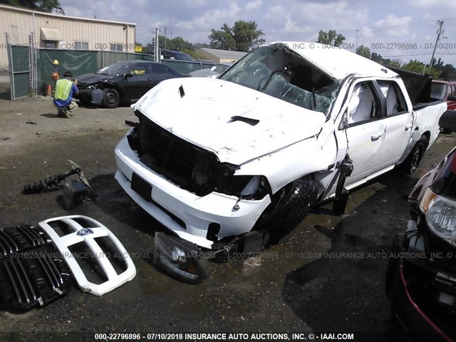 1C6RR7MT8GS188637 - 2016 RAM 1500 SPORT WHITE photo 2