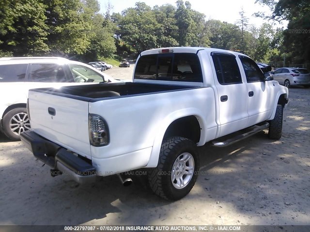 1B7HG38N22S626415 - 2002 DODGE DAKOTA QUAD SPORT/QUAD R/T WHITE photo 4