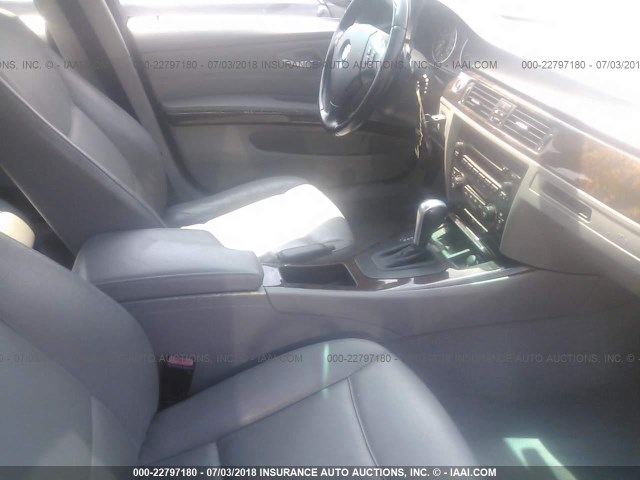WBAVD33516KV64740 - 2006 BMW 330 XI Dark Blue photo 5