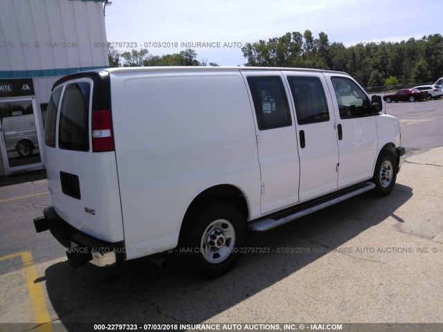 1GTW7AFF1H1911855 - 2017 GMC SAVANA G2500 WHITE photo 4