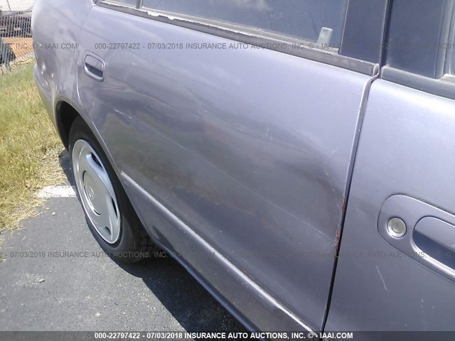2T1BR18E1WC033804 - 1998 TOYOTA COROLLA VE/CE/LE 灰色 照片 6