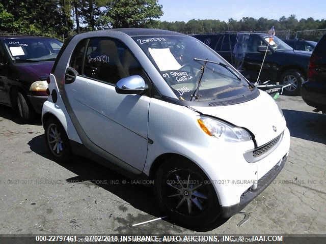 WMEEJ31X89K241369 - 2009 SMART FORTWO PURE/PASSION WHITE photo 1