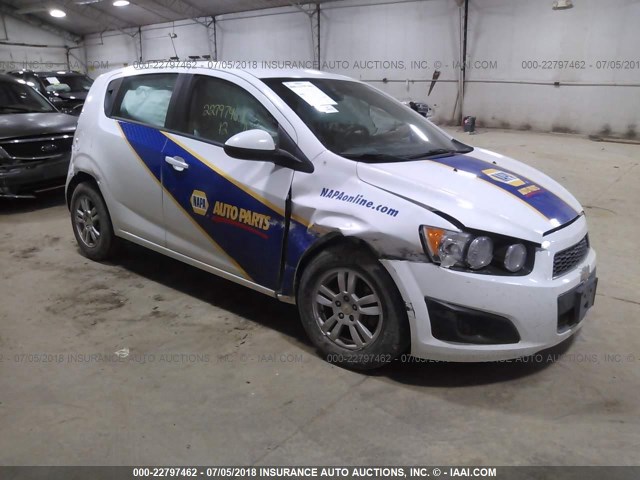 1G1JA6SH6C4145668 - 2012 CHEVROLET SONIC LS WHITE photo 1