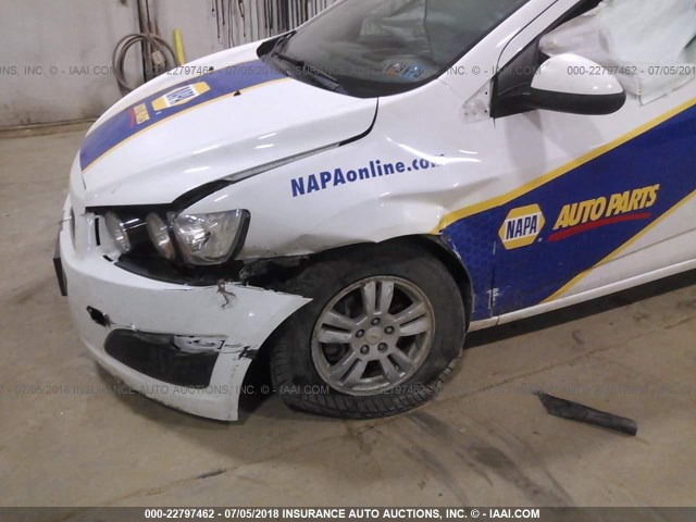 1G1JA6SH6C4145668 - 2012 CHEVROLET SONIC LS WHITE photo 6