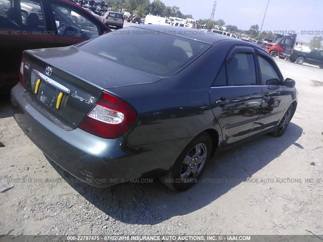 4T1BE32K52U538355 - 2002 TOYOTA CAMRY LE/XLE/SE მწვანე ფოტო 4