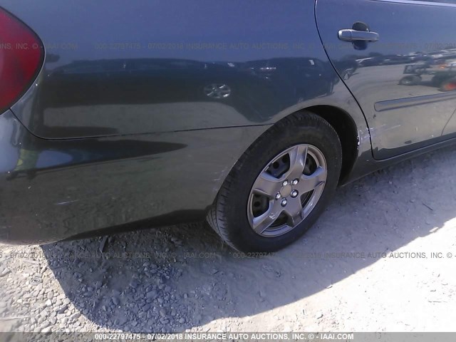 4T1BE32K52U538355 - 2002 TOYOTA CAMRY LE/XLE/SE მწვანე ფოტო 6