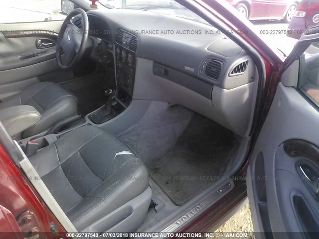YV1VS2551YF554621 - 2000 VOLVO S40 Қызыл фото 5