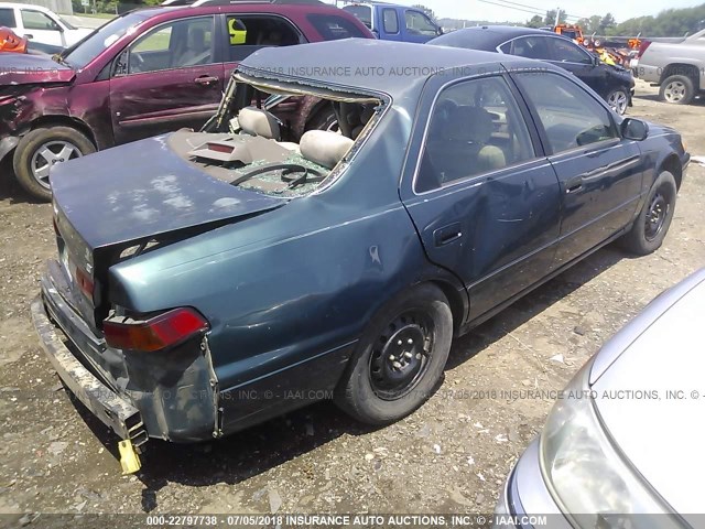 4T1BG22KXVU798999 - 1997 TOYOTA CAMRY CE/LE/XLE მწვანე ფოტო 4