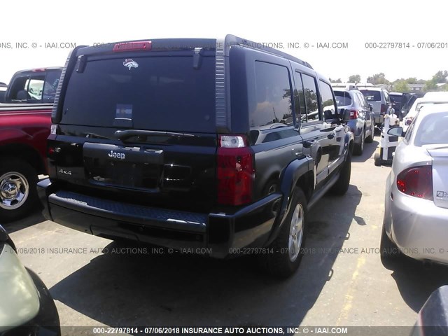 1J8HG48K28C111938 - 2008 JEEP COMMANDER SPORT შავი ფოტო 4