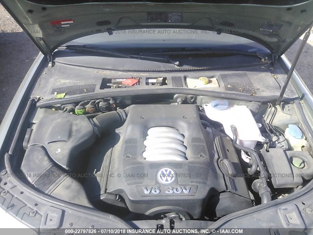 WVWRH63B92P072017 - 2002 VOLKSWAGEN PASSAT GLX 绿色 照片 10