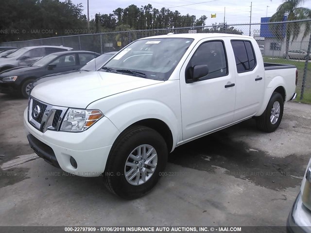 1N6AD0ER2JN717436 - 2018 NISSAN FRONTIER S/SV/SL/PRO-4X WHITE photo 2