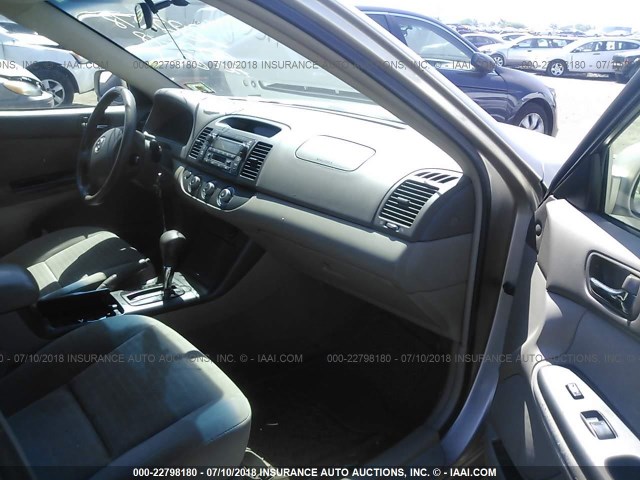 4T1BE32K05U532466 - 2005 TOYOTA CAMRY LE/XLE/SE Qızıl foto 5