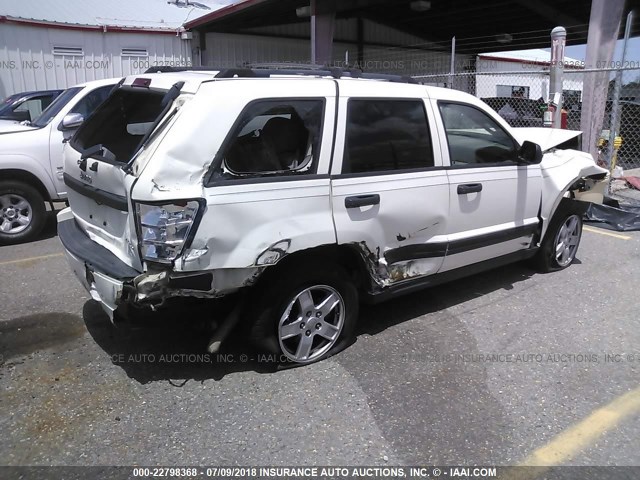 1J4GS48K95C585103 - 2005 JEEP GRAND CHEROKEE LAREDO/COLUMBIA/FREEDOM 白色 照片 4