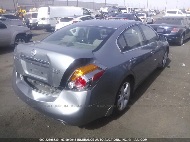 1N4BL21E48N452320 - 2008 NISSAN ALTIMA 3.5SE/3.5SL GRAY photo 4