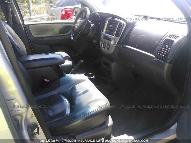 4F2CZ96174KM11249 - 2004 MAZDA TRIBUTE ES 银色 照片 5